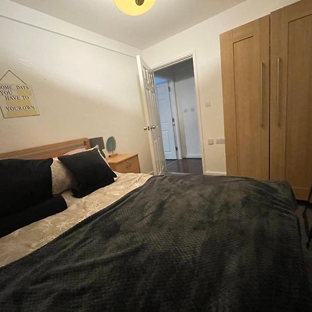 Business & Leisure City Centre 2 Bed En-Suite Apartment With Free Parking And Netflix Coventry Eksteriør billede