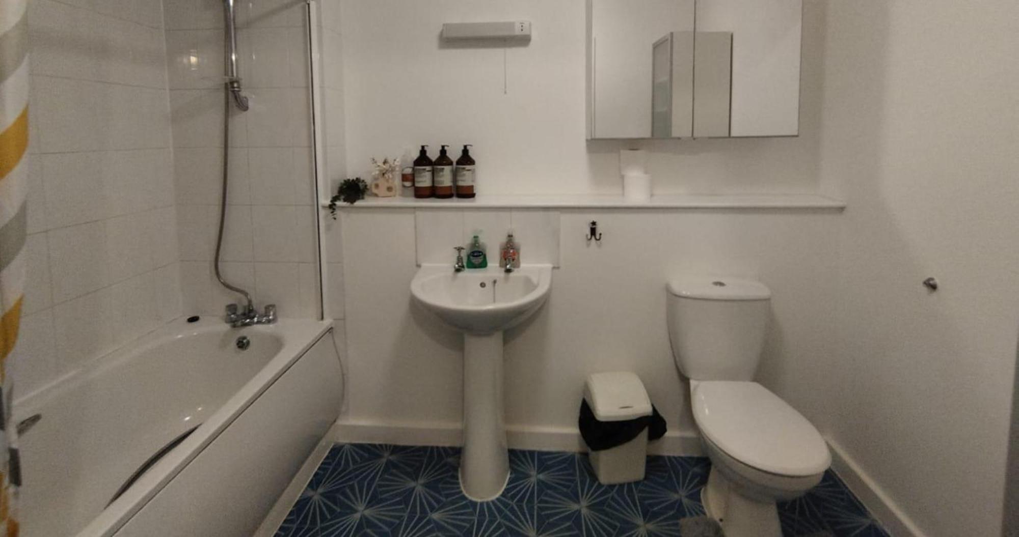 Business & Leisure City Centre 2 Bed En-Suite Apartment With Free Parking And Netflix Coventry Eksteriør billede
