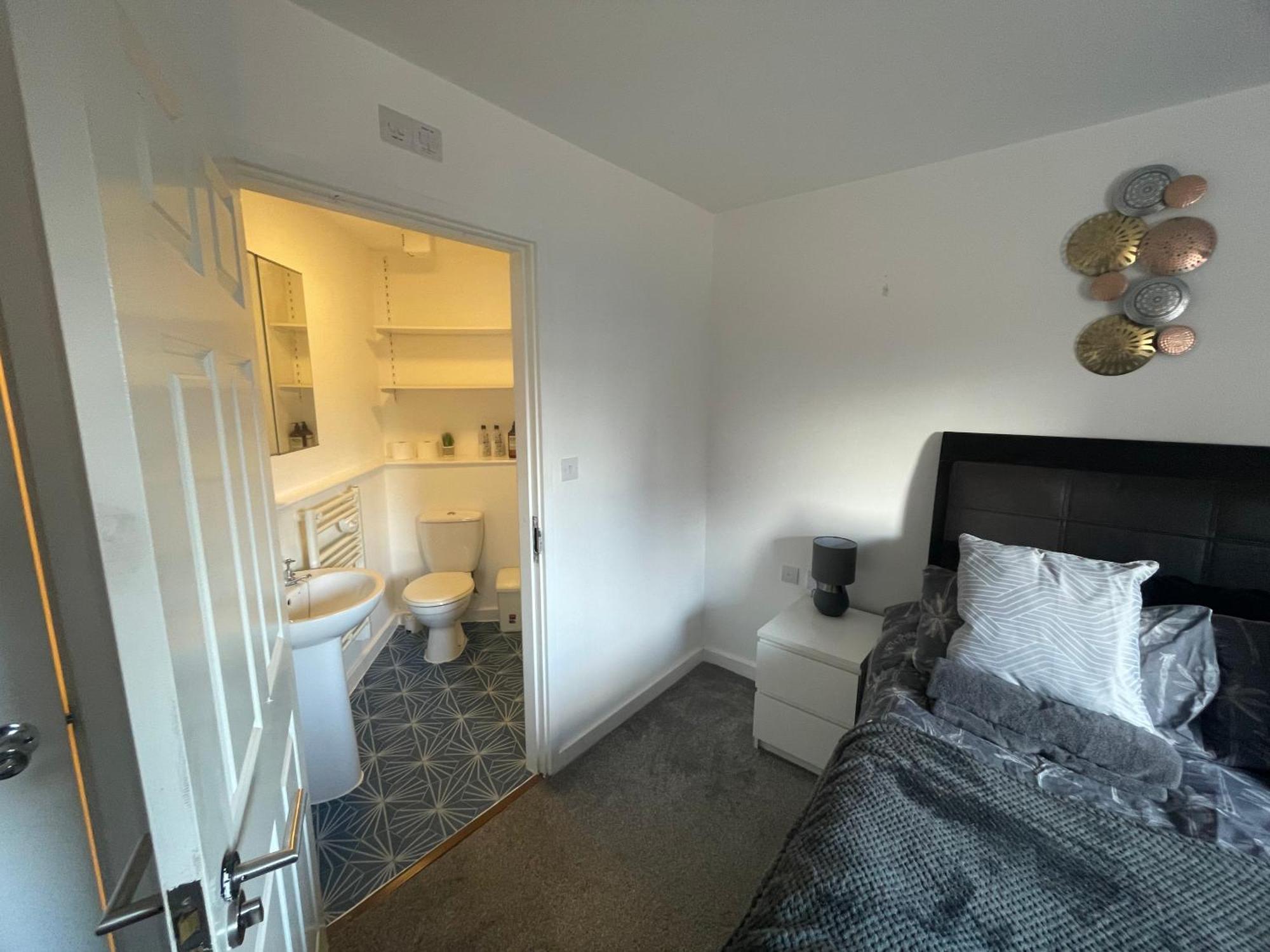 Business & Leisure City Centre 2 Bed En-Suite Apartment With Free Parking And Netflix Coventry Eksteriør billede
