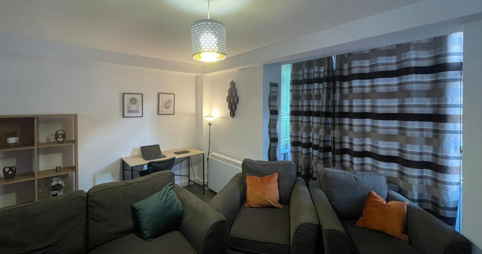 Business & Leisure City Centre 2 Bed En-Suite Apartment With Free Parking And Netflix Coventry Eksteriør billede