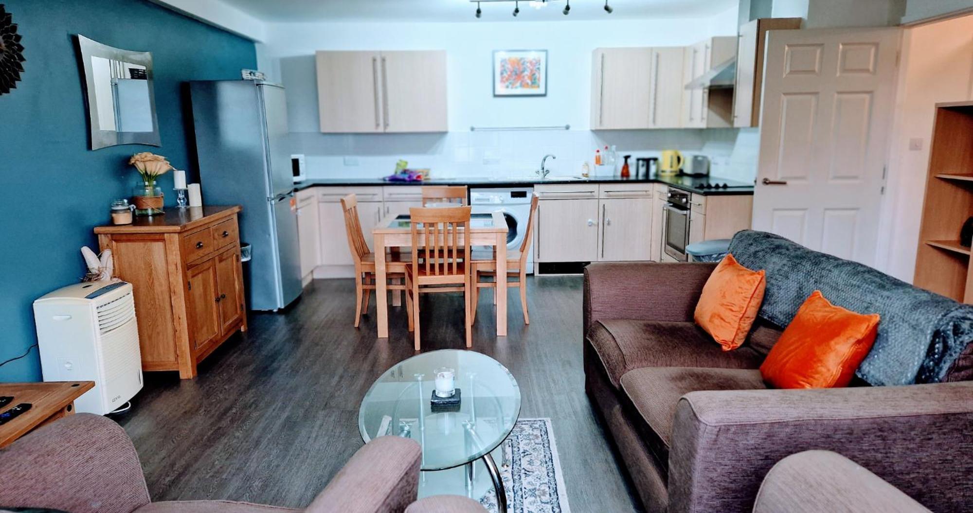 Business & Leisure City Centre 2 Bed En-Suite Apartment With Free Parking And Netflix Coventry Eksteriør billede