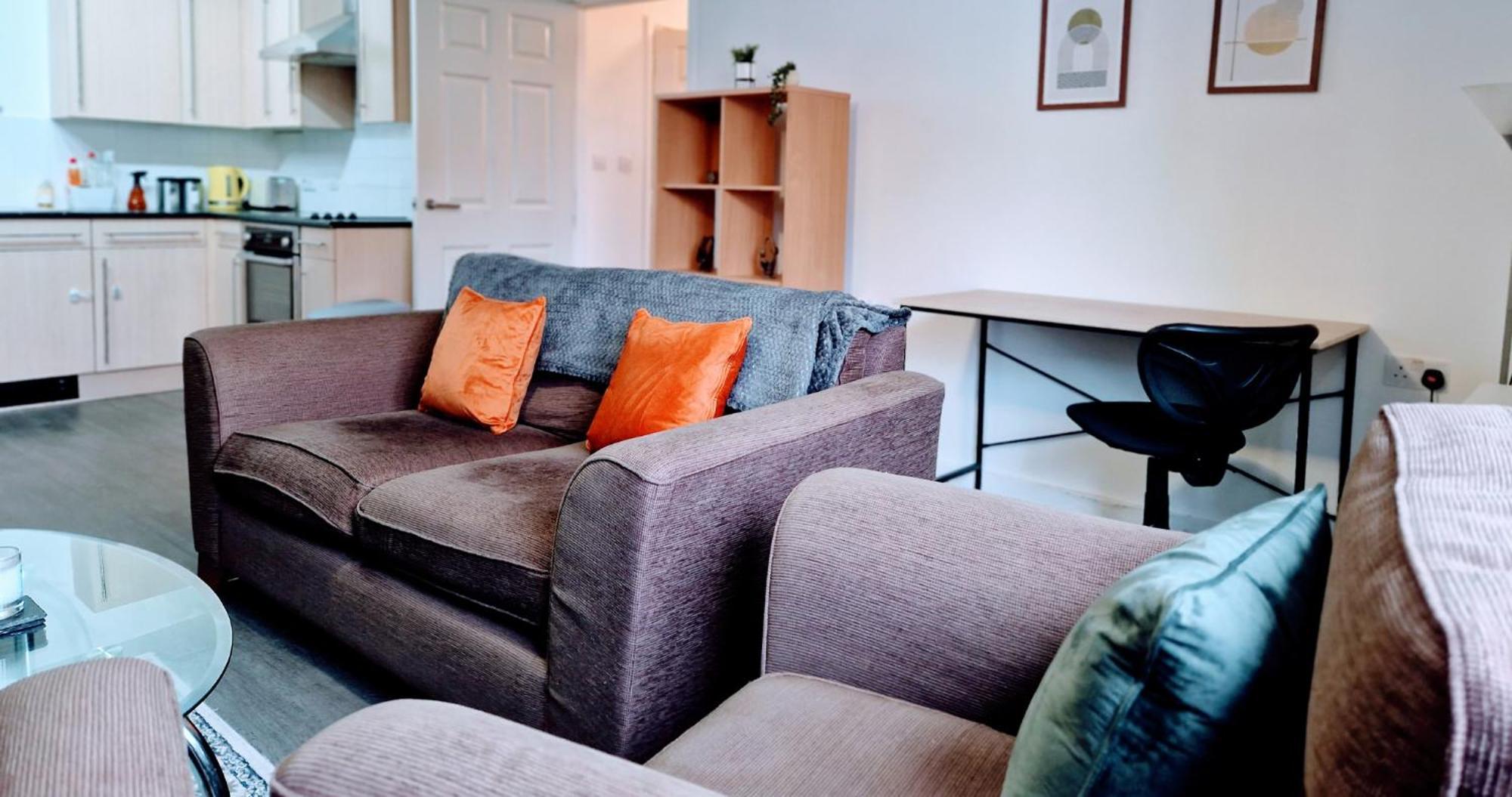 Business & Leisure City Centre 2 Bed En-Suite Apartment With Free Parking And Netflix Coventry Eksteriør billede